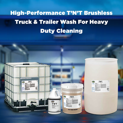 Zep T’N’T Brushless Truck and Trailer Wash – Removes Exhaust Deposits, Road Film, and Bug Residues – 55 Gallon