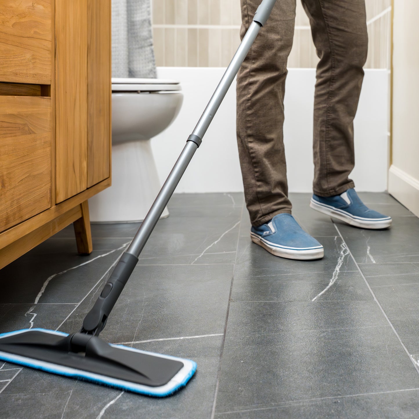 Zep 3-in-1 Hard Floor Cleaner - Cleans, Shines & Deodorizes - 32oz